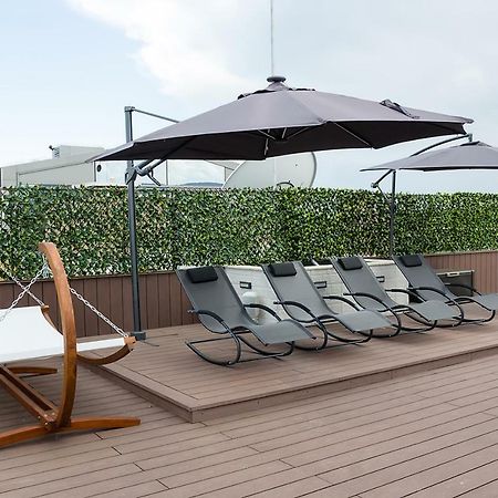Apartmán Under The Stars - Lux Penthouse With Pool And Terrace By Flat Mаnager Saints Constantine and Helena Exteriér fotografie