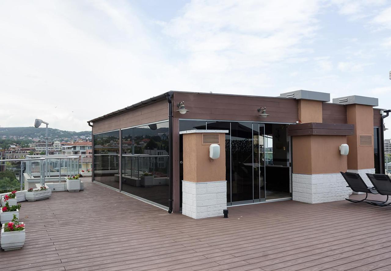 Apartmán Under The Stars - Lux Penthouse With Pool And Terrace By Flat Mаnager Saints Constantine and Helena Exteriér fotografie