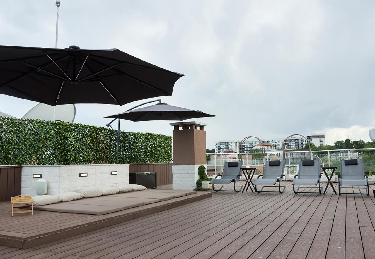 Apartmán Under The Stars - Lux Penthouse With Pool And Terrace By Flat Mаnager Saints Constantine and Helena Exteriér fotografie